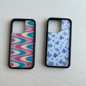 Wildflower Cases Bundle. iPhone 13 Pro.